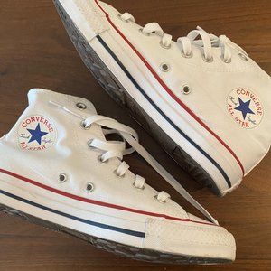 BRAND NEW WHITE CONVERSE